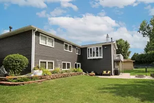 500 Redwood Ln, Schaumburg, IL 60193 - Photo 29