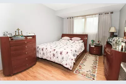 500 Redwood Lane, Schaumburg, IL 60193 - Photo 17