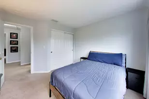 2123 Skylane Dr, Naperville, IL 60564 - Photo 17