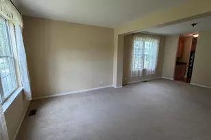 4604 McLaren Dr, Oswego, IL 60543 - Photo 3