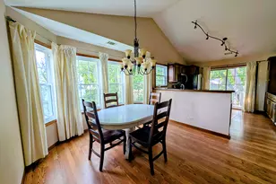 326 Stillwater Ct, Wauconda, IL 60084 - Photo 3