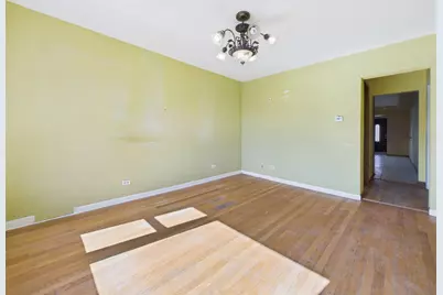 2716 N 75th Court, Elmwood Park, IL 60707 - Photo 5