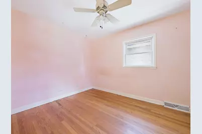 2716 N 75th Court, Elmwood Park, IL 60707 - Photo 7