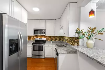 1920 N Clark Street #14B, Chicago, IL 60614 - Photo 5
