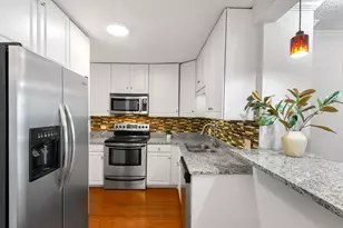 1920 N Clark St, Chicago, IL 60614 - Photo 5