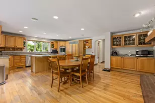 1380 Valley Rd, Bannockburn, IL 60015 - Photo 11