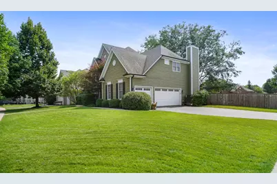 2404 Bainbridge Boulevard, West Chicago, IL 60185 - Photo 3