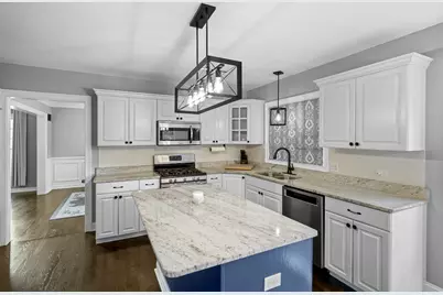 2404 Bainbridge Boulevard, West Chicago, IL 60185 - Photo 9