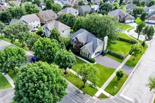 2404 Bainbridge Blvd, West Chicago, IL 60185 - Photo 39