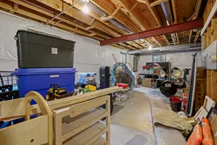 2404 Bainbridge Blvd, West Chicago, IL 60185 - Photo 33