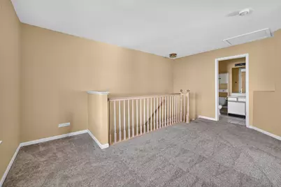 319 Windsor Court #B, South Elgin, IL 60177 - Photo 13