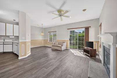 319 Windsor Court #B, South Elgin, IL 60177 - Photo 3