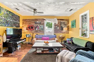 7439 S Ellis Ave, Chicago, IL 60619 - Photo 3