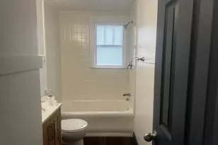 105 University St, Harvard, IL 60033 - Photo 13
