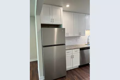 209 W Maple Avenue #B, Mundelein, IL 60060 - Photo 11