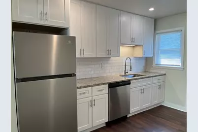 209 W Maple Avenue #B, Mundelein, IL 60060 - Photo 7