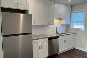 209 W Maple Ave, Mundelein, IL 60060 - Photo 7