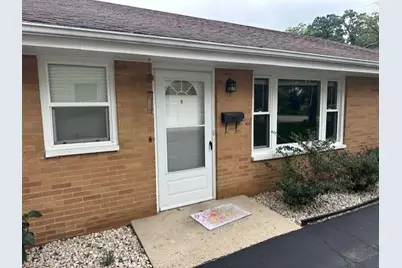 209 W Maple Avenue #B, Mundelein, IL 60060 - Photo 3