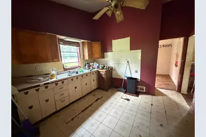 105 W Lincoln Avenue, Arlington, IL 61312 - Photo 7
