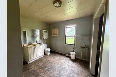 105 W Lincoln Avenue, Arlington, IL 61312 - Photo 13