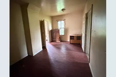 105 W Lincoln Avenue, Arlington, IL 61312 - Photo 5