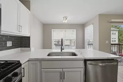 34308 N Goldenrod Road, Round Lake, IL 60073 - Photo 7