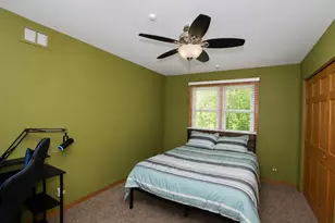506 Old Country Way, Wauconda, IL 60084 - Photo 15