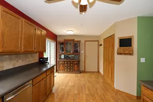 506 Old Country Way, Wauconda, IL 60084 - Photo 7