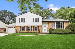 1340 E Rosita Dr, Palatine, IL 60074 - Photo 1