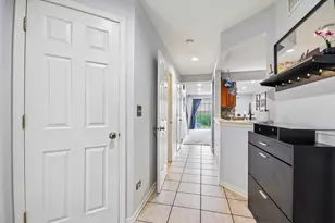 418 Lakeview Cir, Bolingbrook, IL 60440 - Photo 15