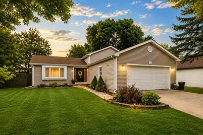 165 Abbeywood Circle, Streamwood, IL 60107 - Photo 1