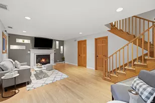 165 Abbeywood Cir, Streamwood, IL 60107 - Photo 11