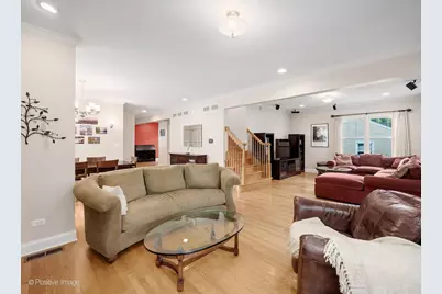 217 S Summit Street, Wheaton, IL 60187 - Photo 7