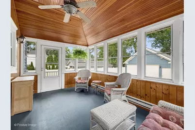 217 S Summit Street, Wheaton, IL 60187 - Photo 17