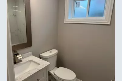 10042 S Princeton Avenue, Chicago, IL 60628 - Photo 21