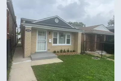 10042 S Princeton Avenue, Chicago, IL 60628 - Photo 3