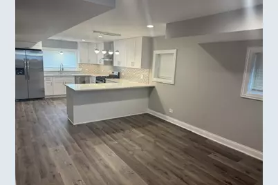 10042 S Princeton Avenue, Chicago, IL 60628 - Photo 11