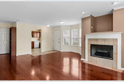 2911 Bartlett Court #104, Naperville, IL 60564 - Photo 5