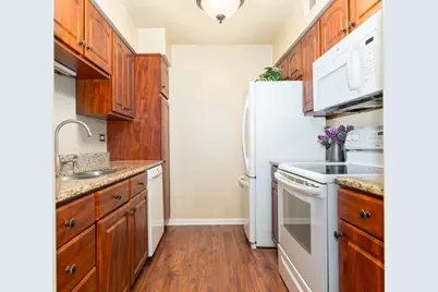 6106 Knoll Valley Drive #102, Willowbrook, IL 60527 - Photo 7