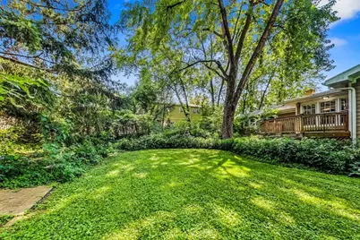 125 N Prospect Avenue, Clarendon Hills, IL 60514 - Photo 35