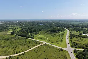26825 N Fairfield Rd, Wauconda, IL 60084 - Photo 3