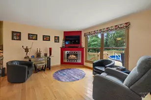 400 Old Hunt Rd, Fox River Grove, IL 60021 - Photo 5