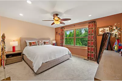 [Address not provided], Fox River Grove, IL 60021 - Photo 15