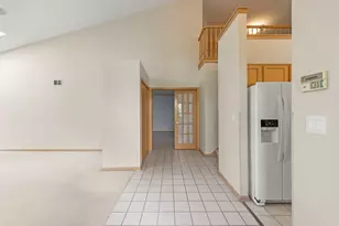207 Ashley Way, Bloomingdale, IL 60108 - Photo 3