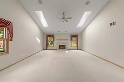 207 Ashley Way, Bloomingdale, IL 60108 - Photo 5