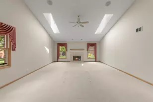 207 Ashley Way, Bloomingdale, IL 60108 - Photo 5