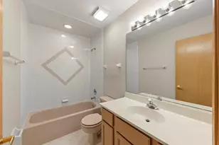 207 Ashley Way, Bloomingdale, IL 60108 - Photo 27