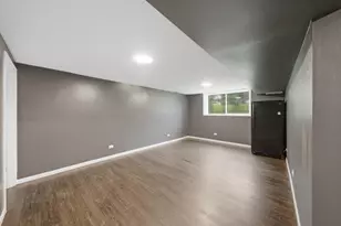 1204 Lincoln Ct, Streamwood, IL 60107 - Photo 27