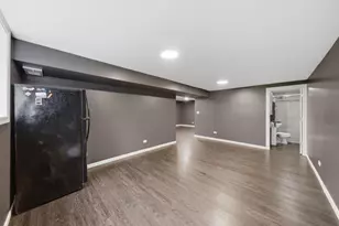 1204 Lincoln Ct, Streamwood, IL 60107 - Photo 31