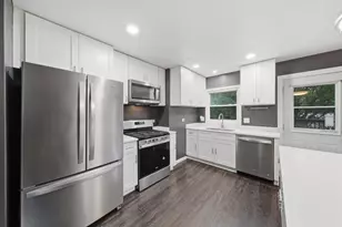 1204 Lincoln Ct, Streamwood, IL 60107 - Photo 15